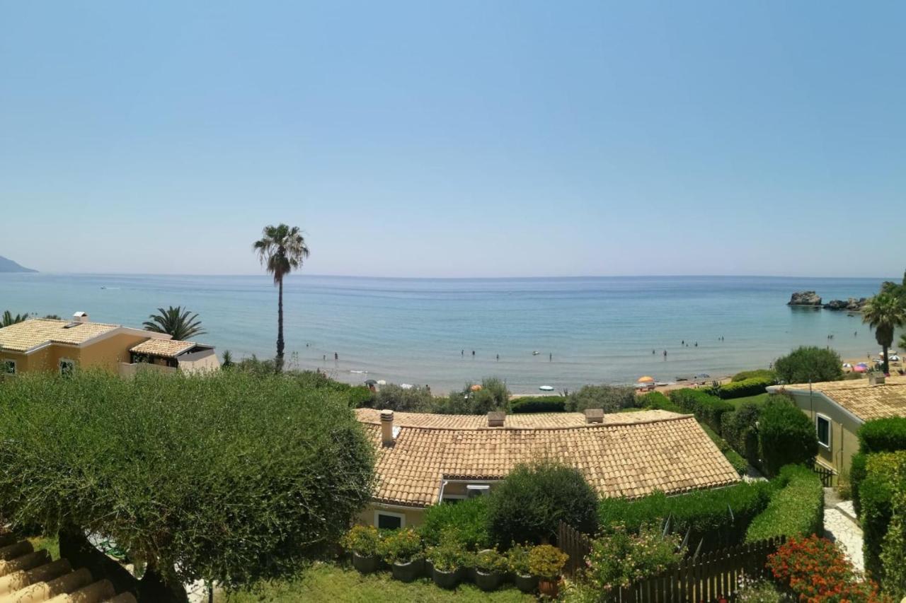 Glyfada New Era Home 31 Menigos Resort Apartments Bagian luar foto