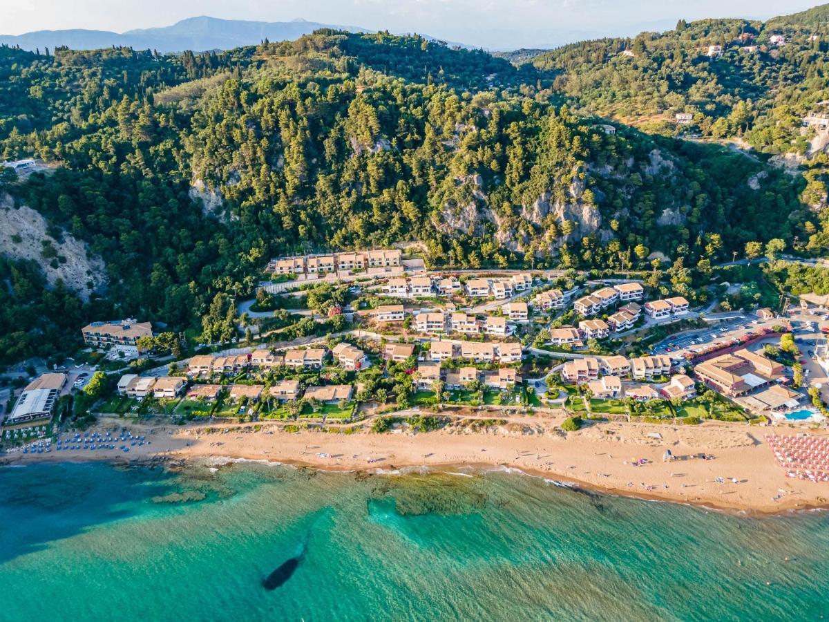 Glyfada New Era Home 31 Menigos Resort Apartments Bagian luar foto