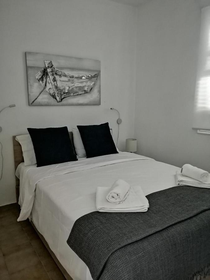 Glyfada New Era Home 31 Menigos Resort Apartments Bagian luar foto
