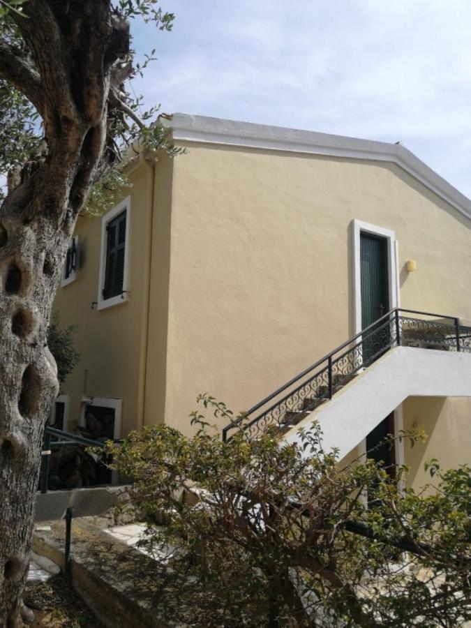 Glyfada New Era Home 31 Menigos Resort Apartments Bagian luar foto